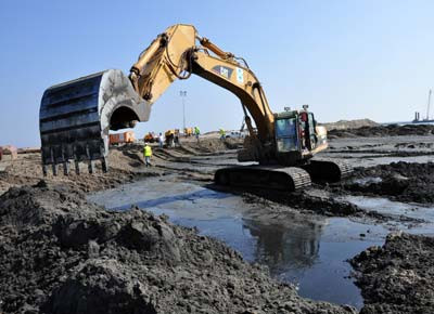 Jade-Weser-Port, Bagger