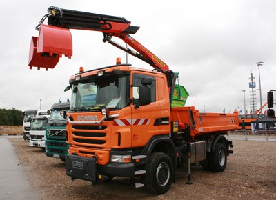 Scania-Kipper mit PK 12002 EH