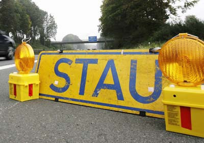 Stau-Schild