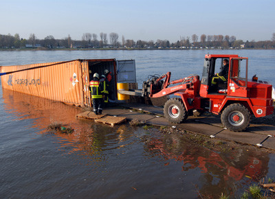 Unfall, Container, Gefahrgut
