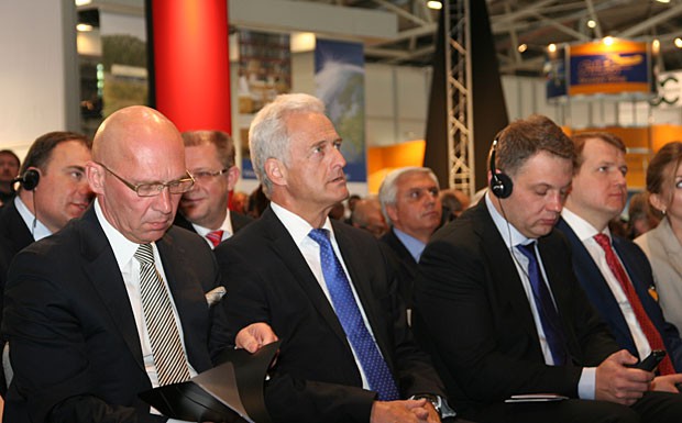 Bundesverkehrsminister Ramsauer bei der Transport Logistic