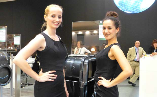 schönsten Messe-Mädels auf der IAA-Nutzfahrzeuge 2014
