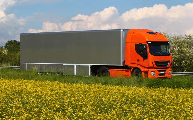 Neuer Iveco Stralis