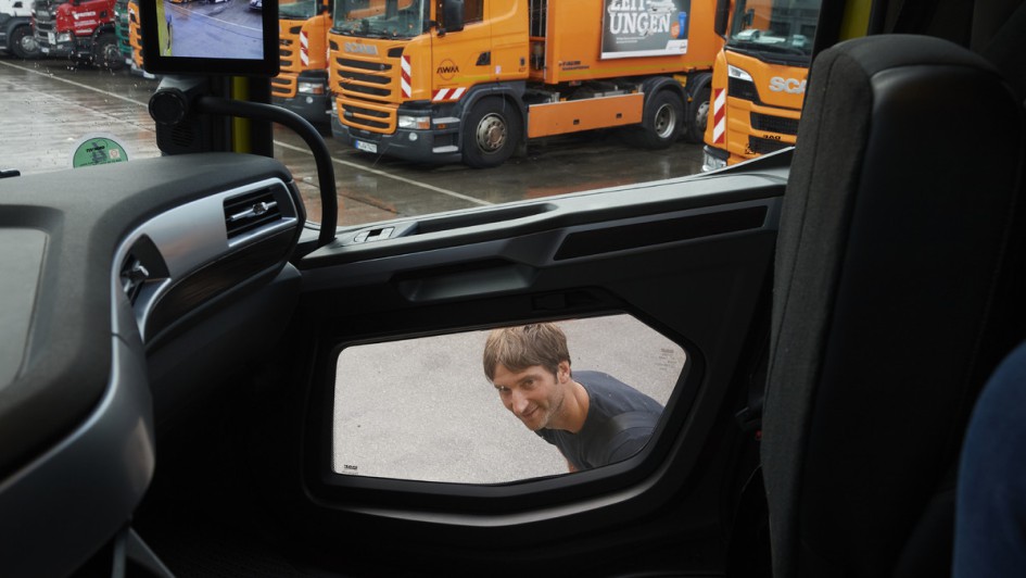 Zusatzfenster in Tür - Funktion - Radfahrer