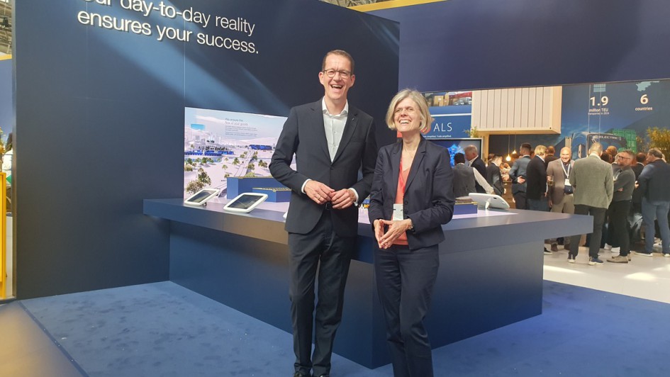 Eva Hassa auf der Transport Logistic bei Dachser