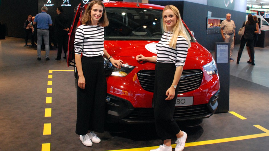 IAA 2018 - Messehostessen