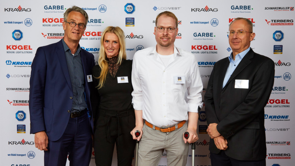 Frank Oerlemans, Ines Heidl, Timm Schwenn und Patrik Neuwinger (v.l.n.r. von TERBERG Spezialfahrzeuge)