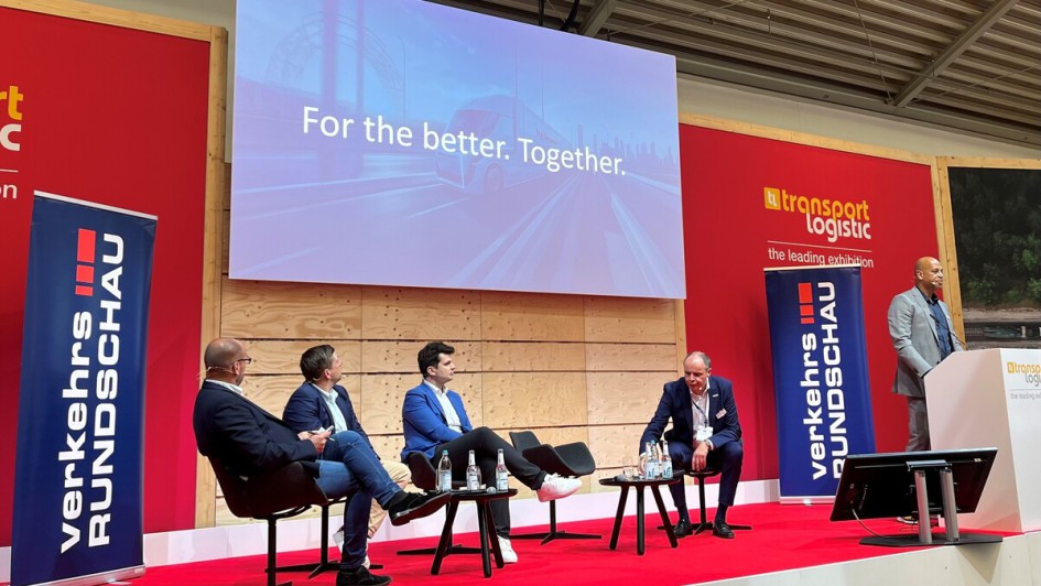 Auf der Transport Logistik Messe in München hielt Gerhard Grünig, Chefredakteur eine Podiumsdiskussion zum Thema E-Mobilität im Fuhrpark - Erfolgsrezepte aus der Praxis