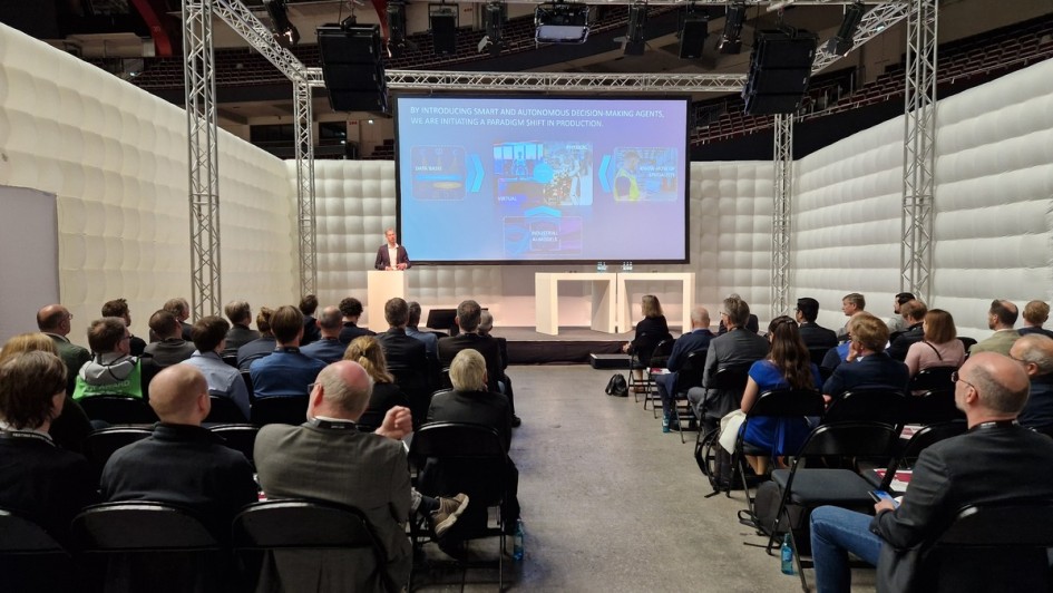 33. Materialfluss Kongress Saal