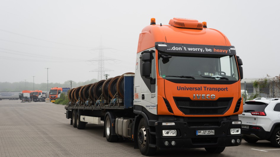 Universal Transport Schwertransport