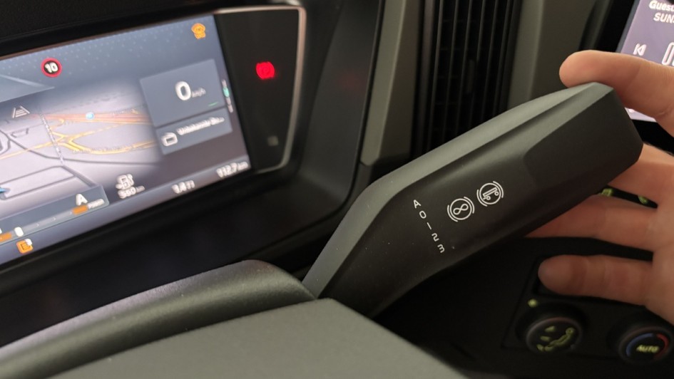 Ansicht der neuen Lenkstockhebel des Volvo FM Electric