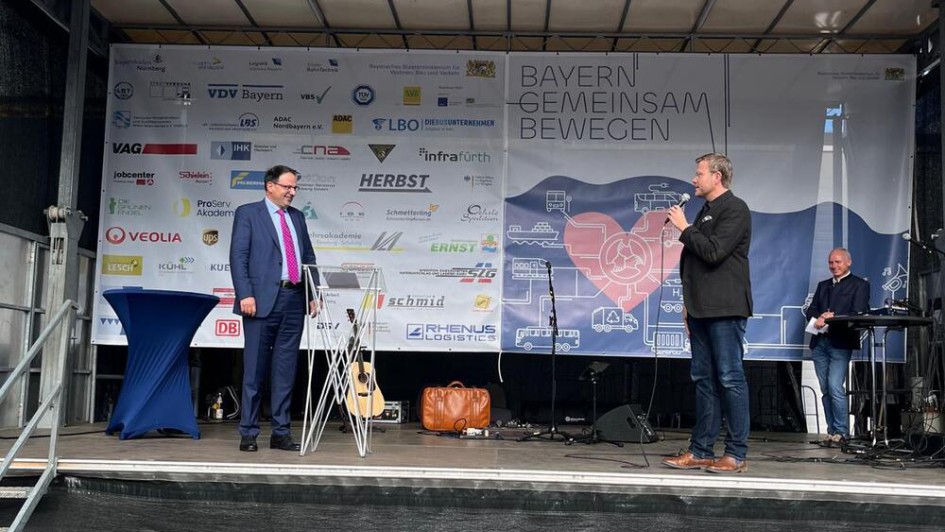 Die Ehrengäste waren der bayerische Staatsminister der Finanzen und für Heimat Martin Schöffel und Nürnbergs Oberbürgermeister Markus König 